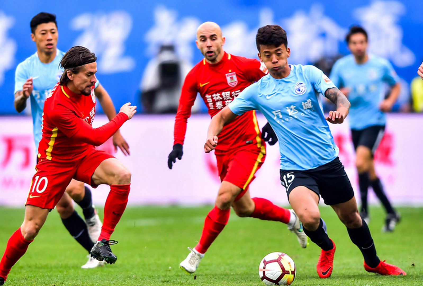 包含斯图加特窗口期止住颓势，志在中超名次提升，管理层满意，细节决定成败的词条-爱游戏平台体验